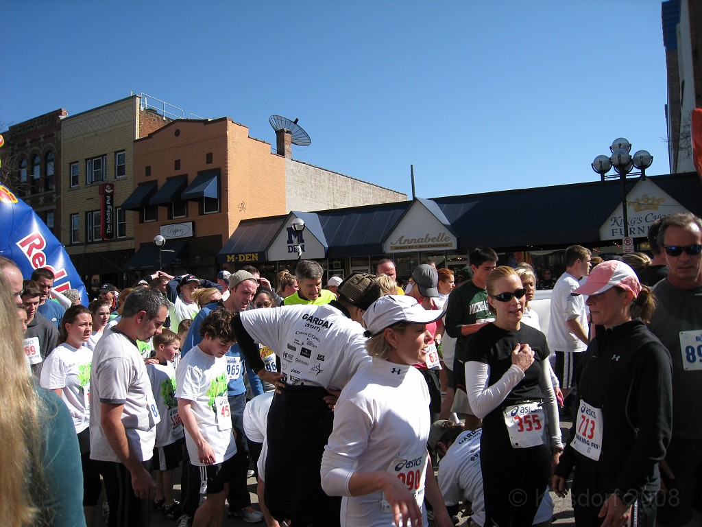 Shamrocks n Shennanigans 5K 2009 0350.jpg